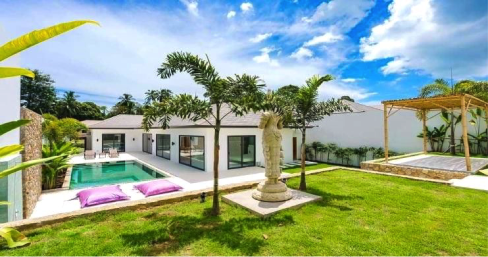 Charming 3-Bedroom Modern Pool Villas in Maenam