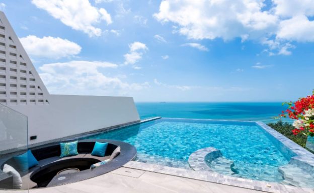 Spectacular Sunset Seaview 6-Bed Villa in Laem Yai