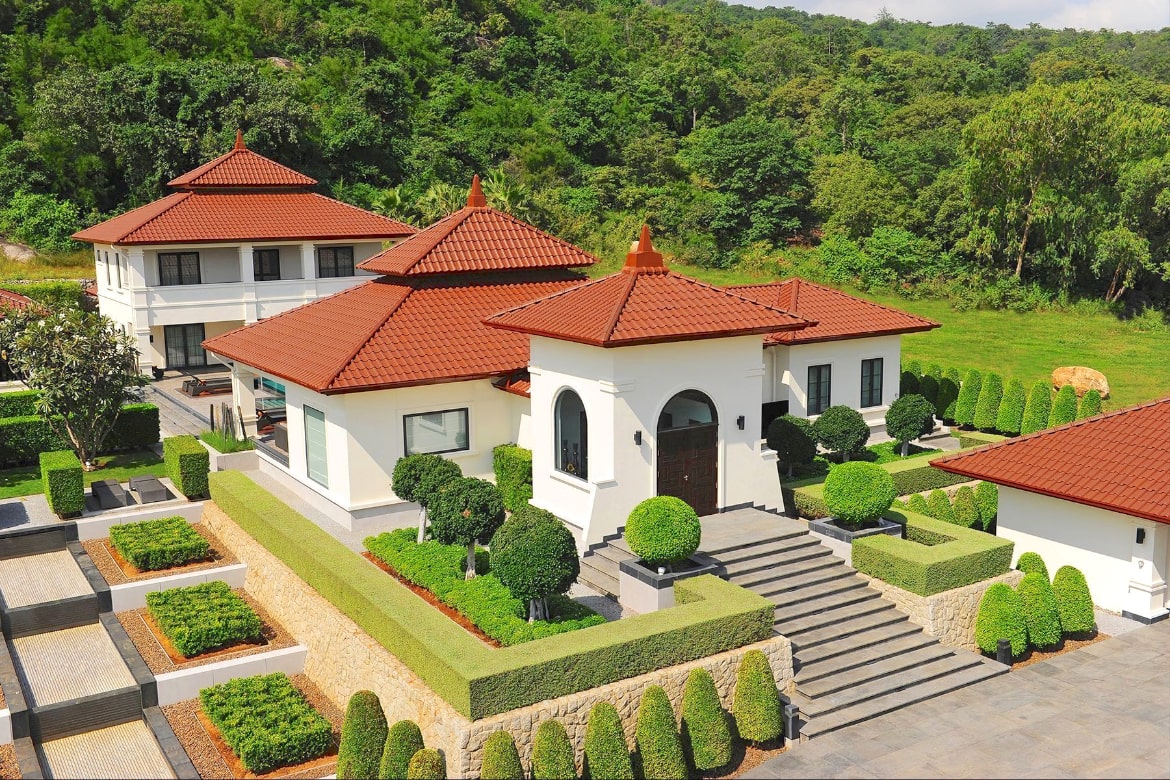 Banyan Residences 6 Bedroom Luxury Villa In Hua Hin