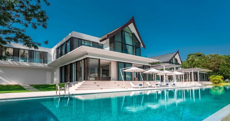 Majestic 6 Bed Luxury Beachfront Villa in Cape Yamu