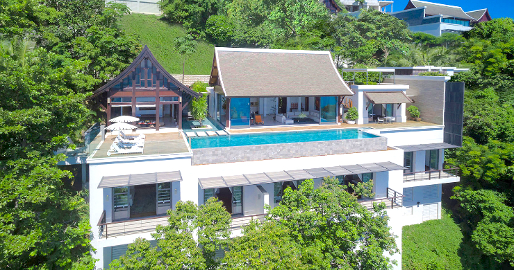 Luxury 5 Bed Sea View Beachside Villa in Phuket