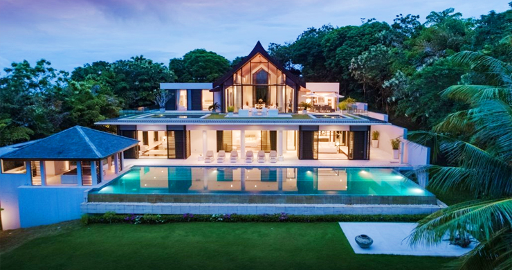 Ultra Luxury Beachfront Villa on Peninsula in Phuket