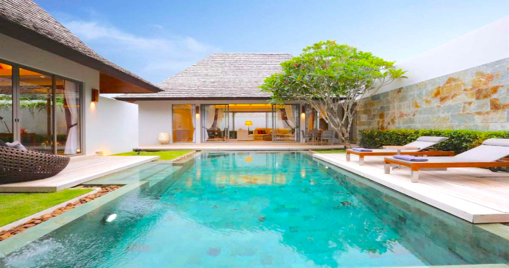 Tropical 3 Bedroom Balinese Pool Villa in Layan